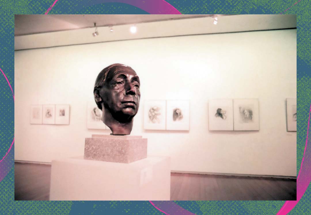 A sculpture of Käthe Kollwitz at the National Museum Art Gallery.